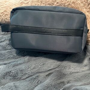 Tommy Bahama Navy Blue and Black Men's Toiletry Kit